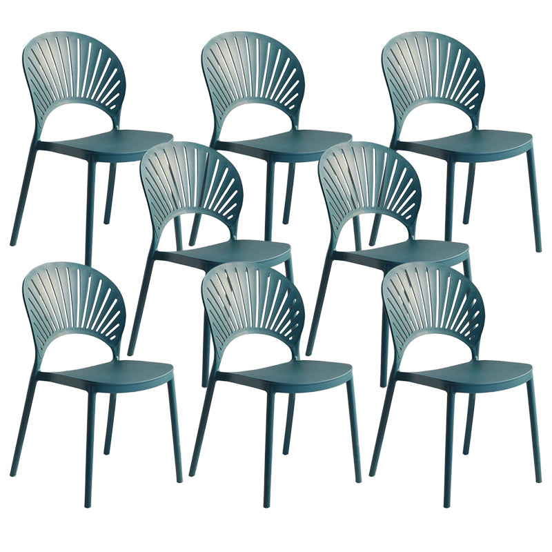 Chaise latérale arrière en plastique moderne Windsor 33" H dinant la chaise pour le restaurant