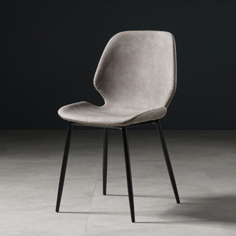Chaise de salle à manger en métal de style contemporain chaise arrière solide avec jambes noires