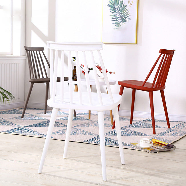 Chaise en plastique intérieure moderne