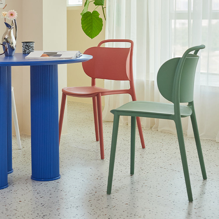 Nordic Style Plastic Dining Chair Open Back Dining Side Chair for Home Use