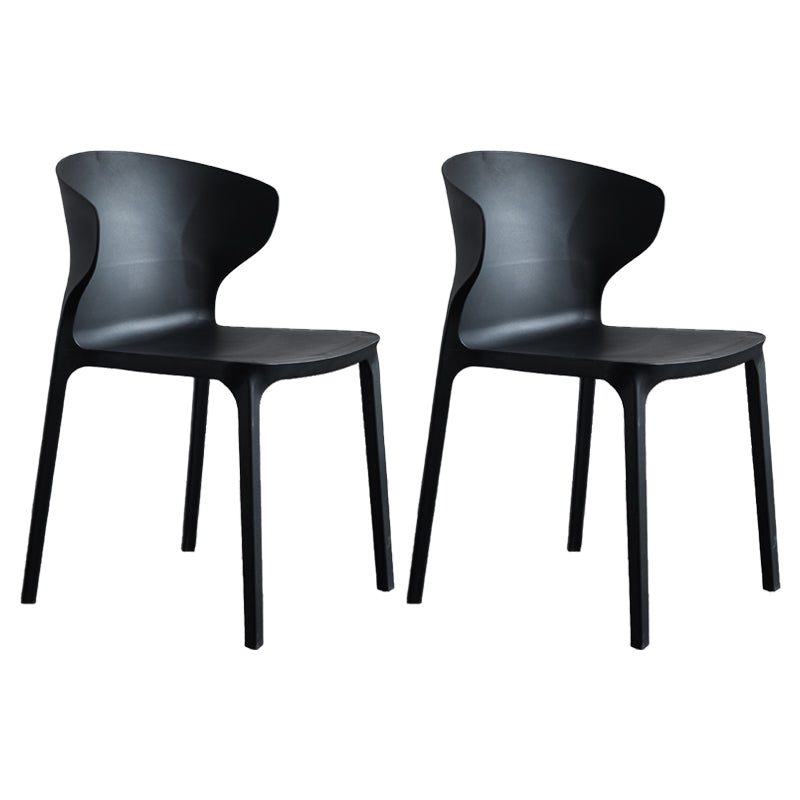 Chaise de salle à manger empilable en plastique à oreilles de fauteuil contemporain à la maison