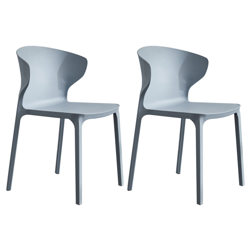 Chaise de salle à manger empilable en plastique à oreilles de fauteuil contemporain à la maison