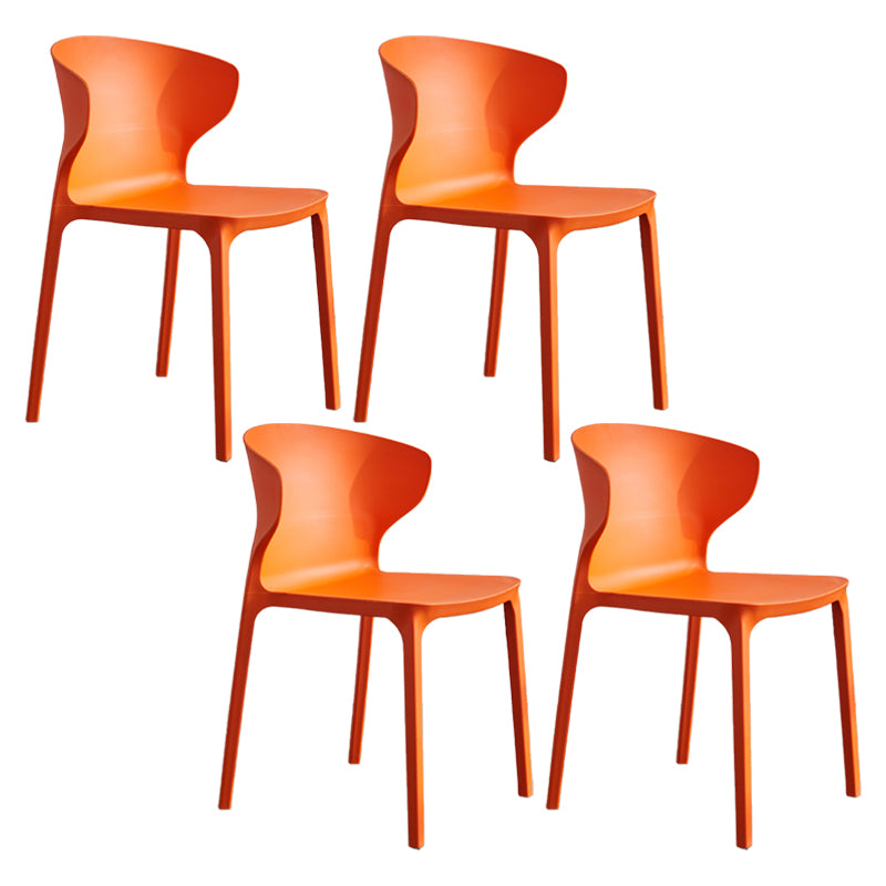 Chaise de salle à manger empilable en plastique à oreilles de fauteuil contemporain à la maison