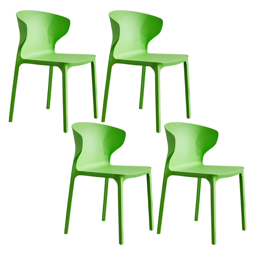 Chaise de salle à manger empilable en plastique à oreilles de fauteuil contemporain à la maison