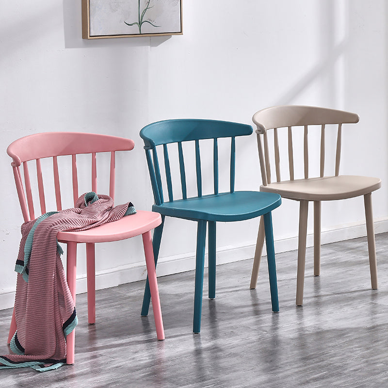 Contemporary Style Plastic Dining Armchair Windsor Back Side Chair for Home