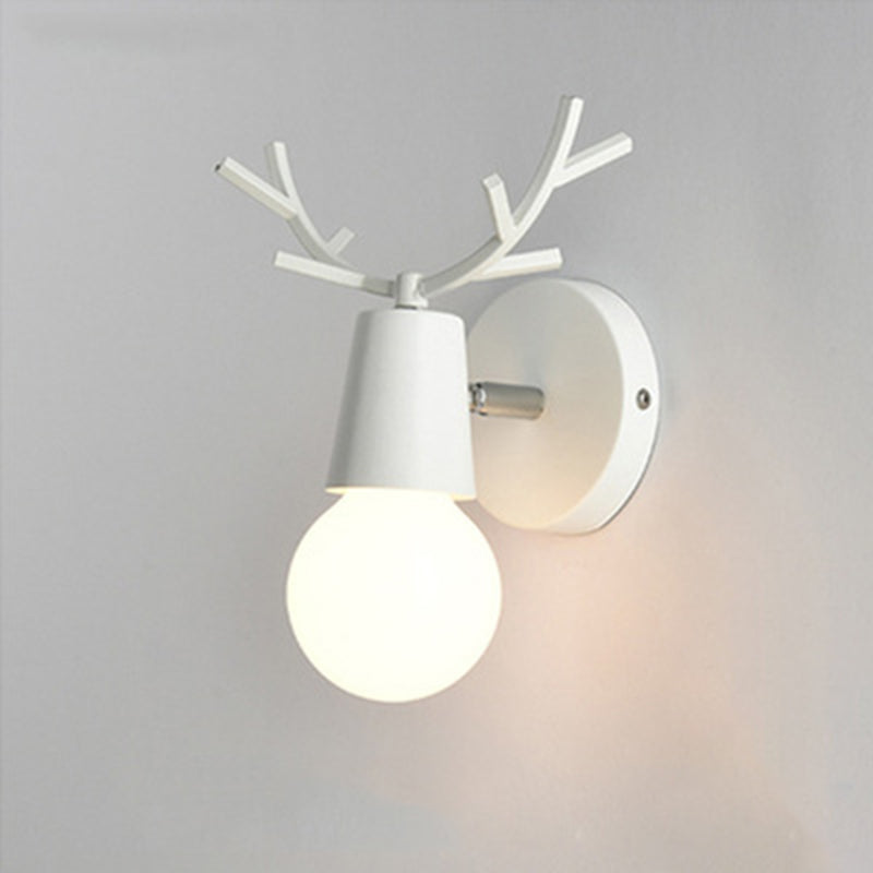 Atletas de hierro Luz de la pared Simple Modern Style 1 Luz de montaje en la pared interior de luz.