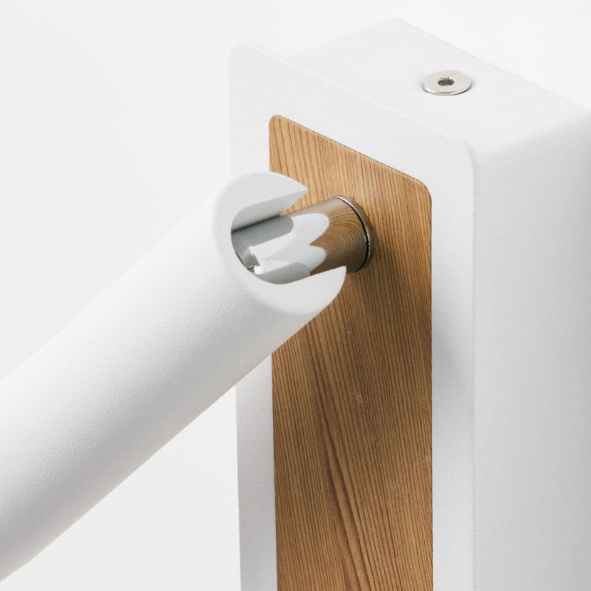 Estilo moderno Simple Black & White All Sponce Light con sombra acrílica para el dormitorio