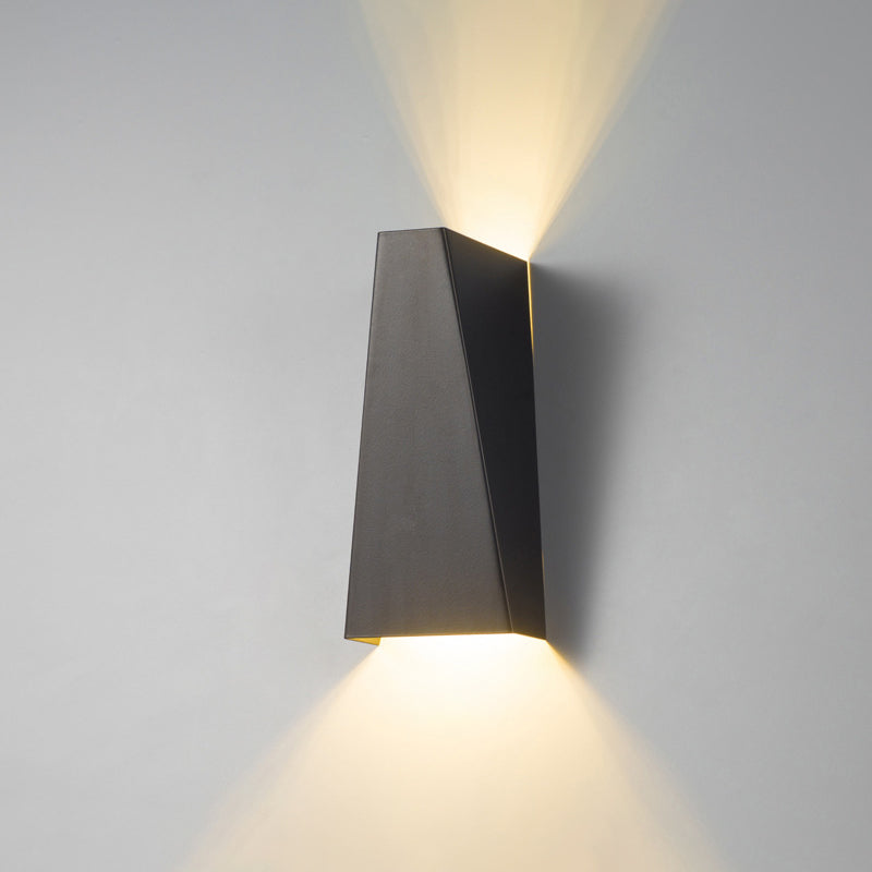 Geometric Shade Wall Lighting Modern Simple Metal Style 1 Light Wall Light