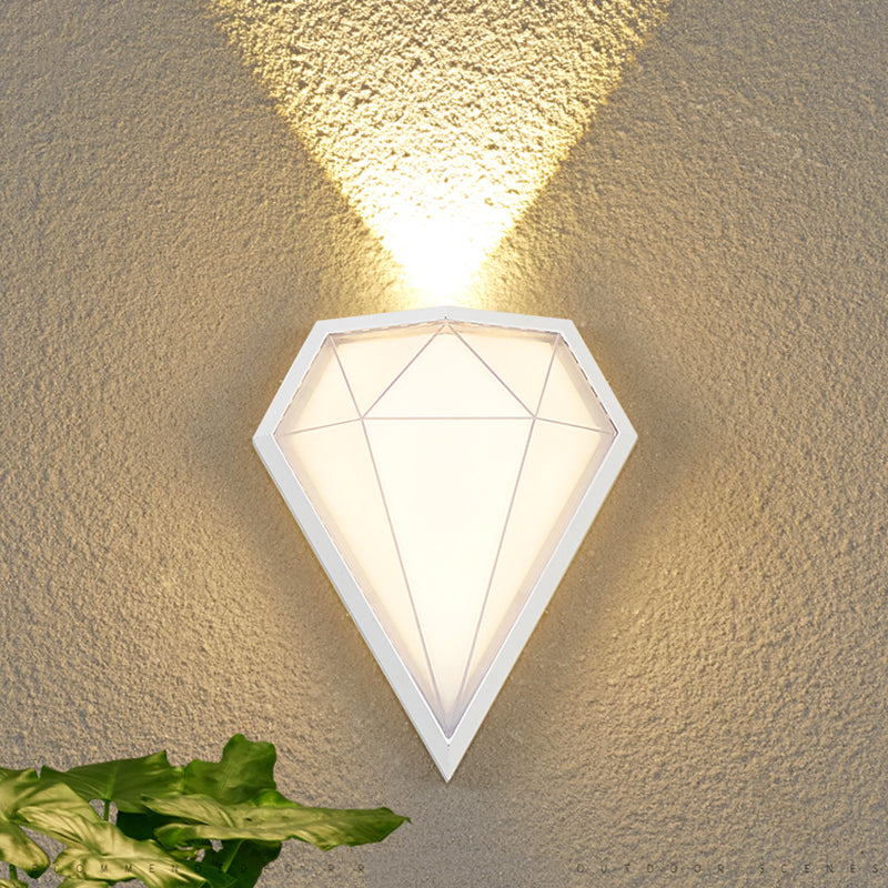 Lámpara de montaje de pared de 1 luces moderna Diamante Diamond Fince para el balcón para el balcón