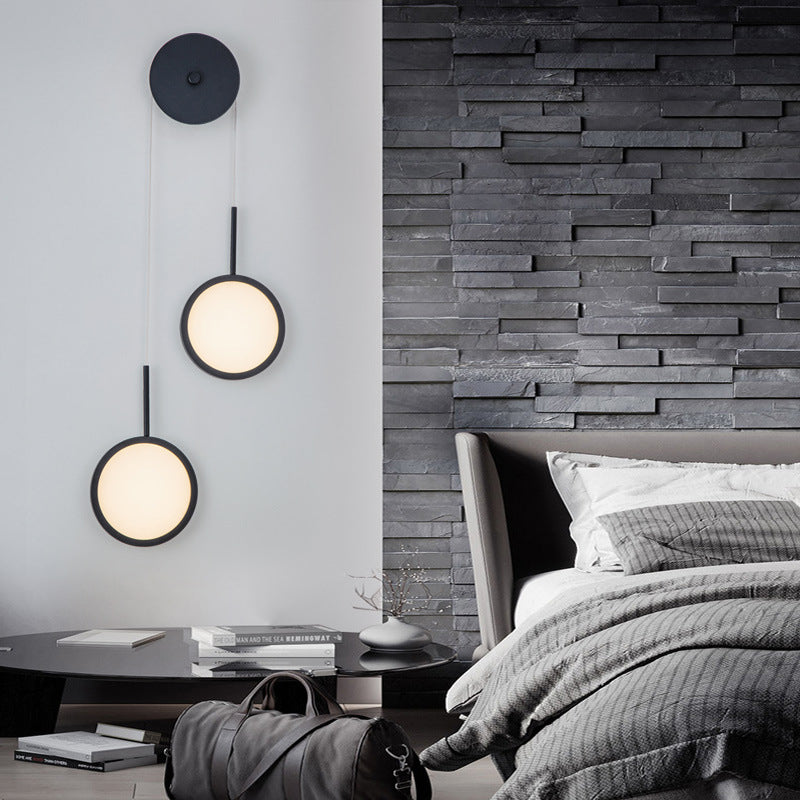 Cirkelvormige spiegelwand hangend licht creatief Noordse metalen metalen 2-licht LED-slaapkamer wandlamp