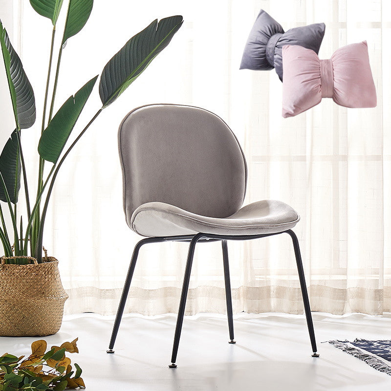 Metal Scandinavian Restaurant Side Chair Matte Finish Wingback Dining Chair