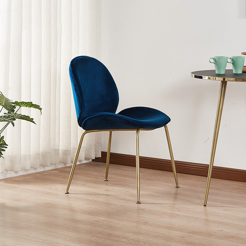 Metal Scandinavian Restaurant Side Chair Matte Finish Wingback Dining Chair