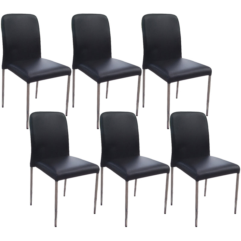 Chaise d'appoint contemporaine en cuir à dossier solide, chaises de salle à manger empilables noires et blanches