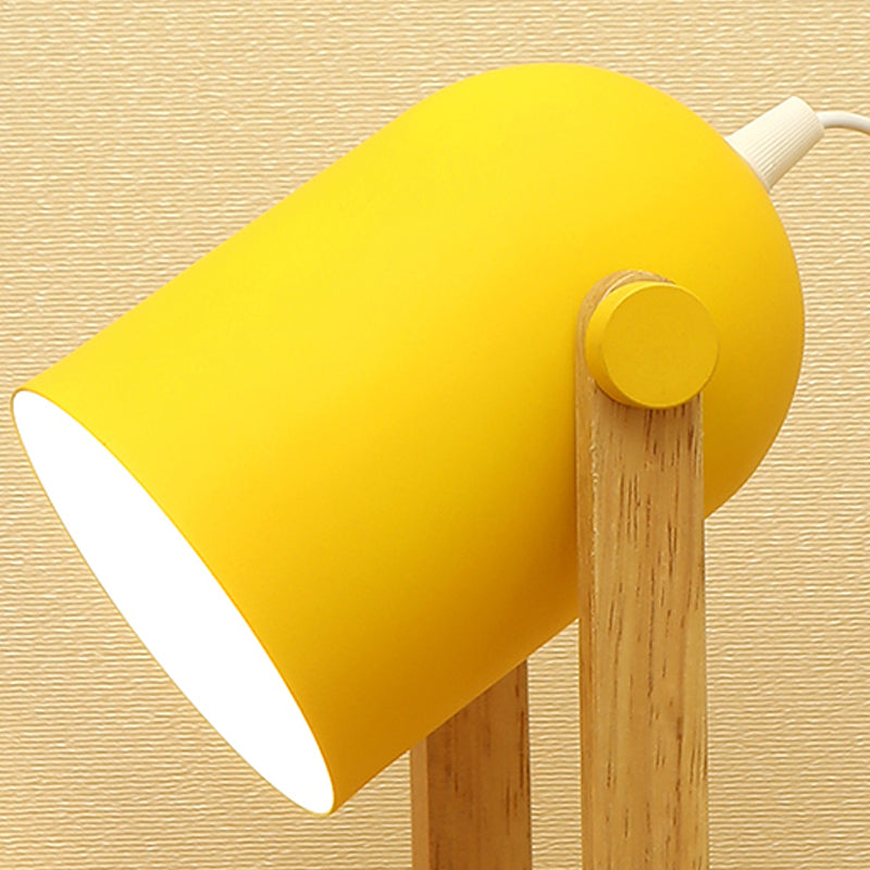 Macaron Simplicity Bell Lampada da tavolo Lampada metallizzata per camera da letto con supporto a penna