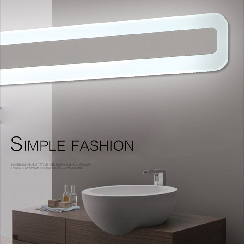 1-Light Linear Shade Wall Sconce Modern Simple Style Mirror Wall Lighting in Silver