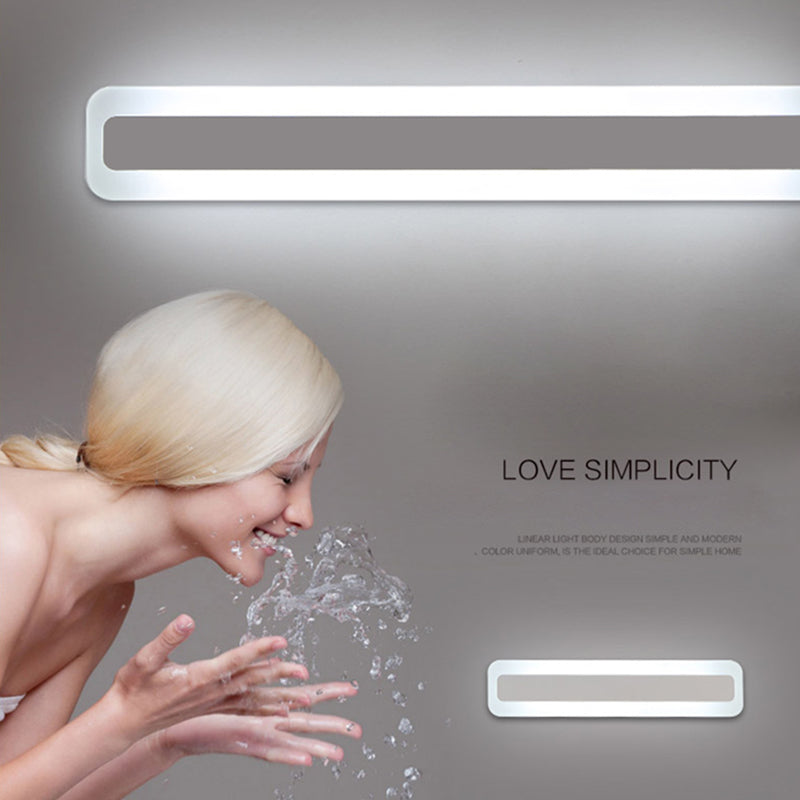 1-Light Linear Shade Wall Sconce Modern Simple Style Mirror Wall Lighting in Silver