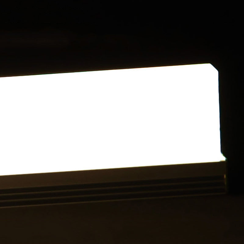 1-Light Linear Wall Sconce Modern Simple Style Mirror Wall Lighting in Silver