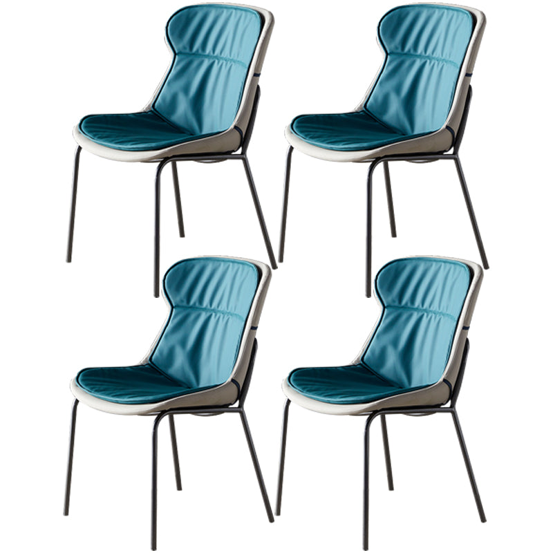 Chaises de salle à manger latérales en cuir Chaise latérale à oreilles rembourrée moderne avec pieds en métal