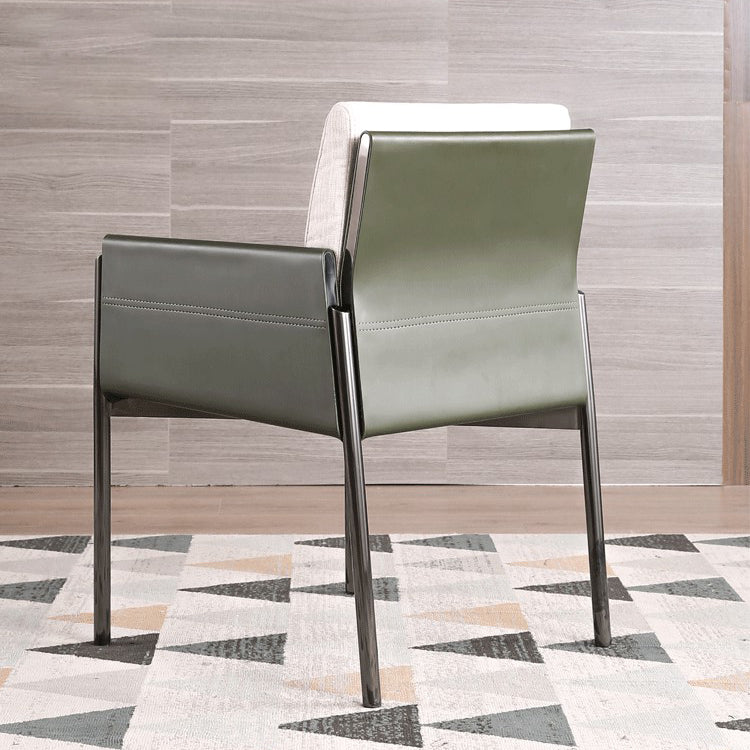 FAILLE CHAISE DE RONDINAGE CONTREMENTAIRE CHAISE MATTE FINE MISE SOIND BACK DINDING TAIR