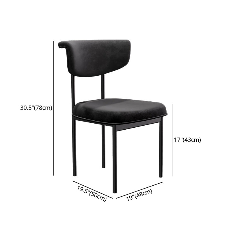 Chaise latéral rembourrée de style glamour