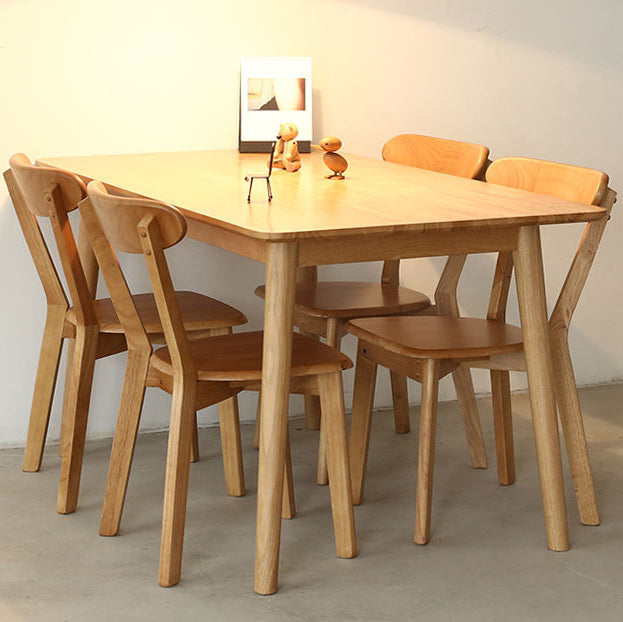 Simple Style Dining Table Rubberwood Solid Wood with 4 Legs Base Table in Wood Color