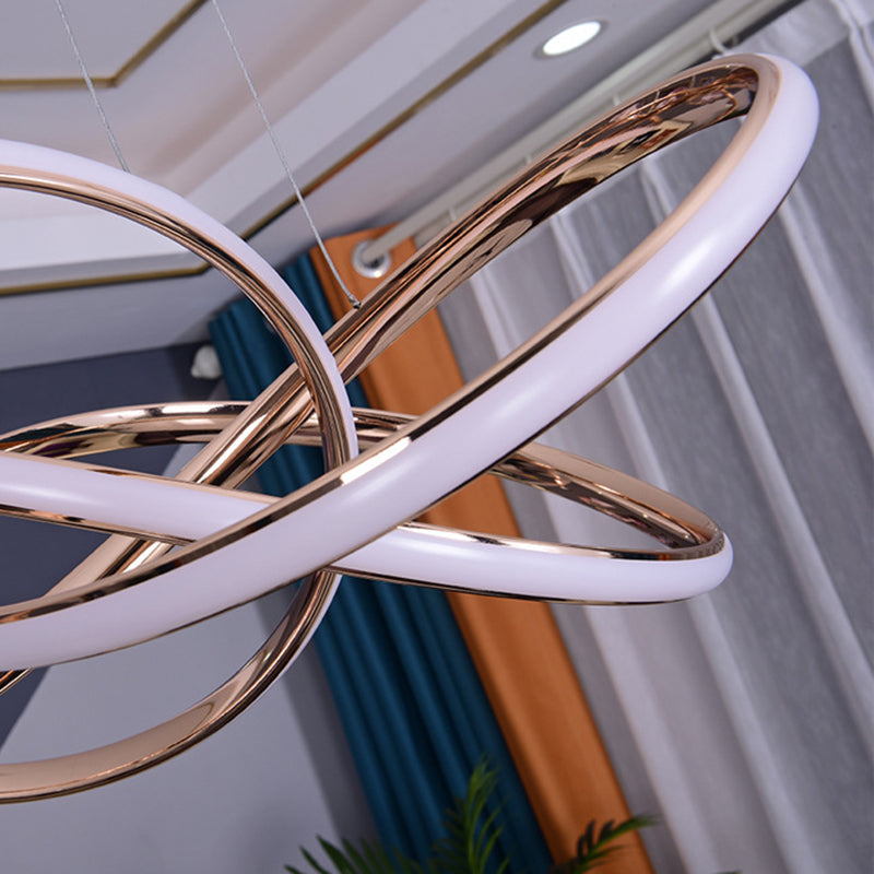 Luces de techo colgantes de metal modernas Candelera colgante lineal para sala de estar