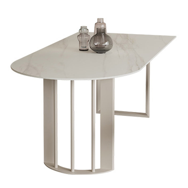 Onregelmatige eettafel van gesinterd steen Moderne eilandtafel met wit/zwart dubbel voetstuk