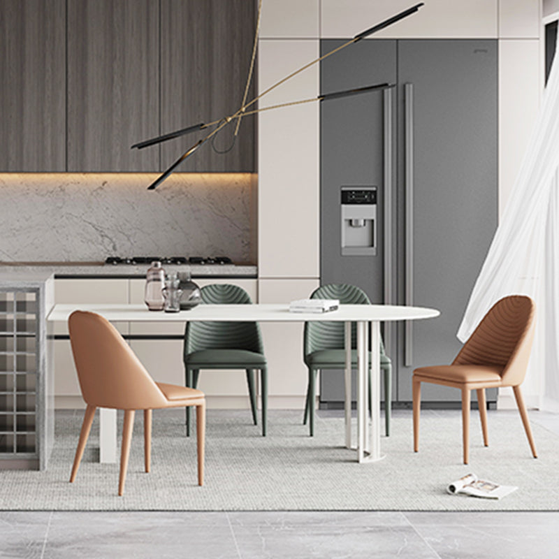Onregelmatige eettafel van gesinterd steen Moderne eilandtafel met wit/zwart dubbel voetstuk