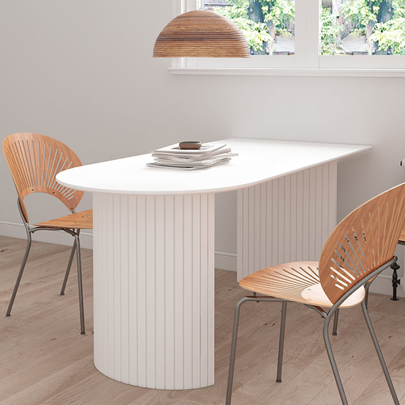 Freie Form moderner Stil Esstisch Weißer fester Tisch mit Sinterstein