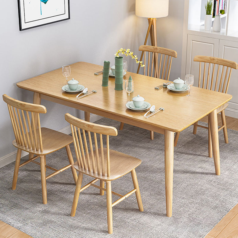 Table à manger en bois massif moderne table rectangle marron avec 4 jambes pour un usage domestique