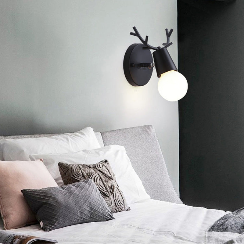 Estilo moderno Luz de lámpara de montaje de pared de 1 luces Lighting de pared de los ciervos de metal