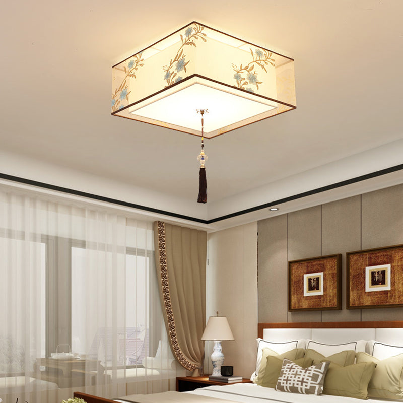 Traditional Flush Mount Light Fixtures 3-Light White Flushmount Ceiling Lamp for Living Room