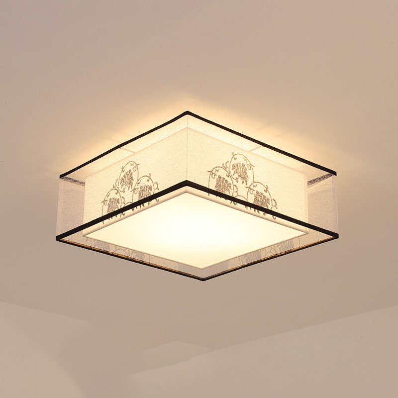 Traditional Flush Mount Light Fixtures 3-Light White Flushmount Ceiling Lamp for Living Room