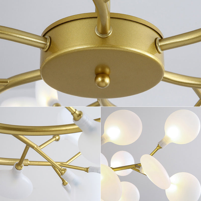 Lámpara de techo dorada contemporánea Candelera de techo de luz múltiple acrílico para sala de estar