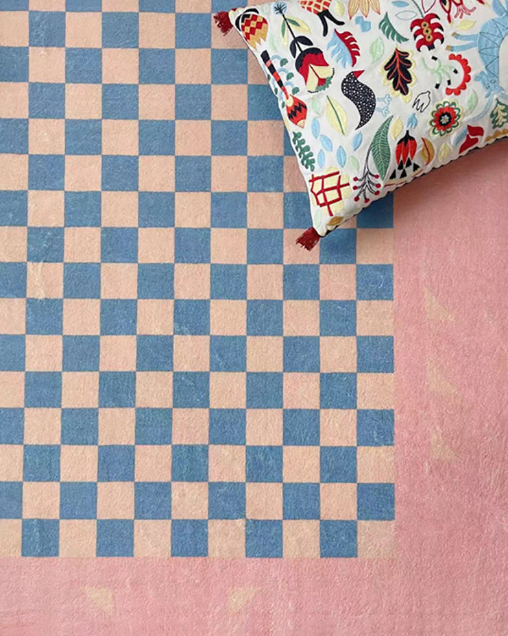 Modern Checkered Print Rug Polyester Area Carpet Stain Resistant Indoor Rug for Home Decoration