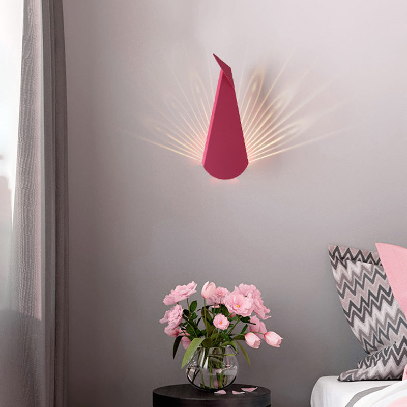 Pfauenwandmontierte Lampe postmoderne Einfachheit Metall Wandleuchte für Wohnzimmer