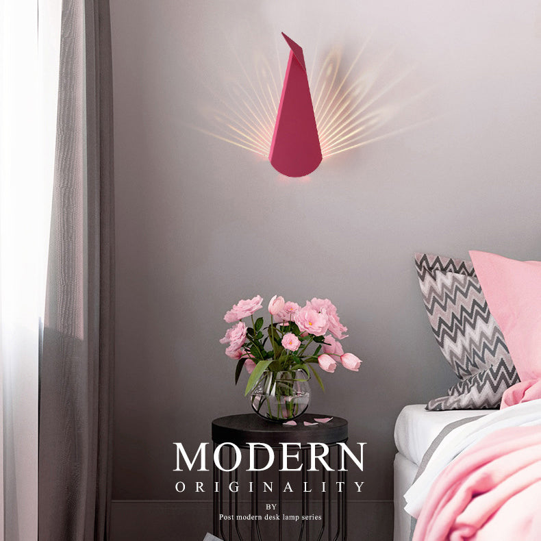 Pfauenwandmontierte Lampe postmoderne Einfachheit Metall Wandleuchte für Wohnzimmer