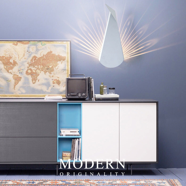 Pfauenwandmontierte Lampe postmoderne Einfachheit Metall Wandleuchte für Wohnzimmer