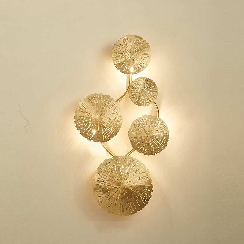 Luz de pared de la hoja de loto en forma de pared posmoderna de acero inoxidable aplastador de pared en oro