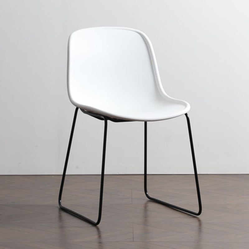 Silla lateral de estilo industrial Juego de silla lateral de comedor con patas de metal