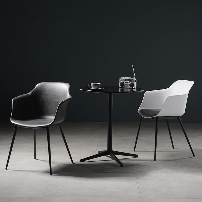 Chaise de bras de salle à manger scandinave