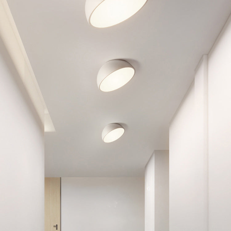 Lámpara de techo LED minimalista moderna, montaje empotrado en hemisferio de aluminio con pantalla acrílica