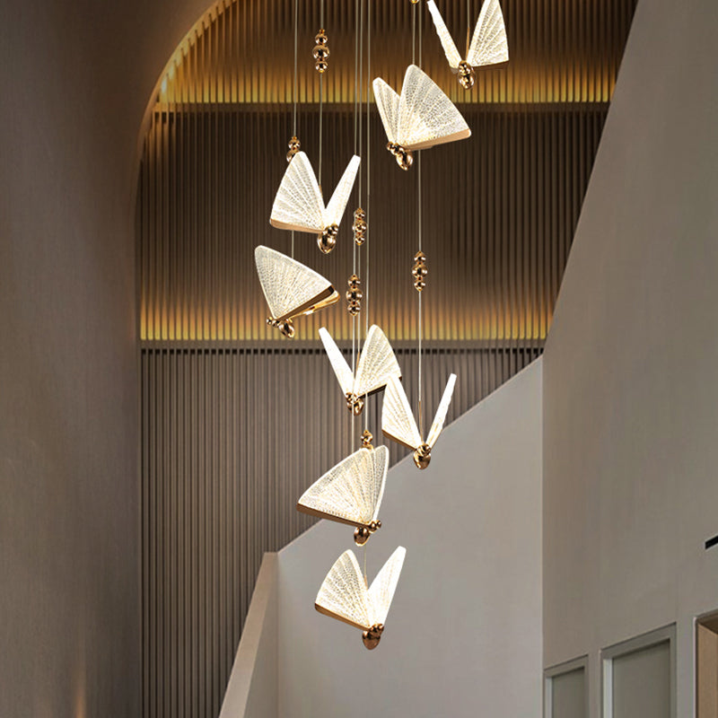 Lampe suspendue à LED en or acrylique dans le style en alliage zinc moderne de style artistique