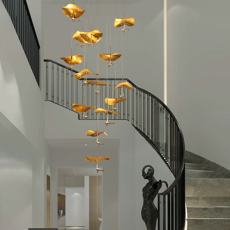 Moderne lotusblattförmige Anhänger Leichte Messing 15/32 Kopftreppe Mehrere Hanglampe in Gold