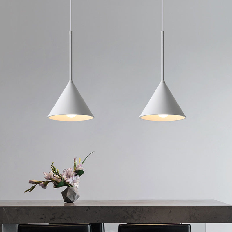 Lámpara colgante de techo Macron Luz de techo de metal simple para dormitorio de comedor