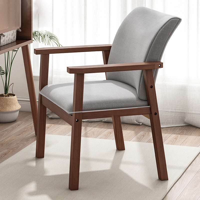 Chaise de salle à manger en bois avec fauteuil à dossier massif en bois d'hévéa scandinave avec pieds naturels