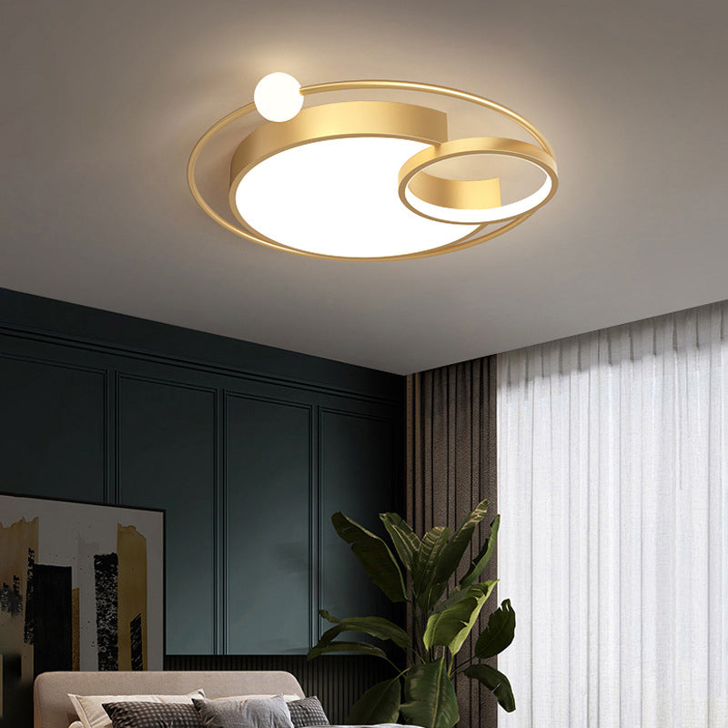 3-Lights Circles Flush Ceiling Light Fixture Modern Style Metal Led Flush Mount in Glod