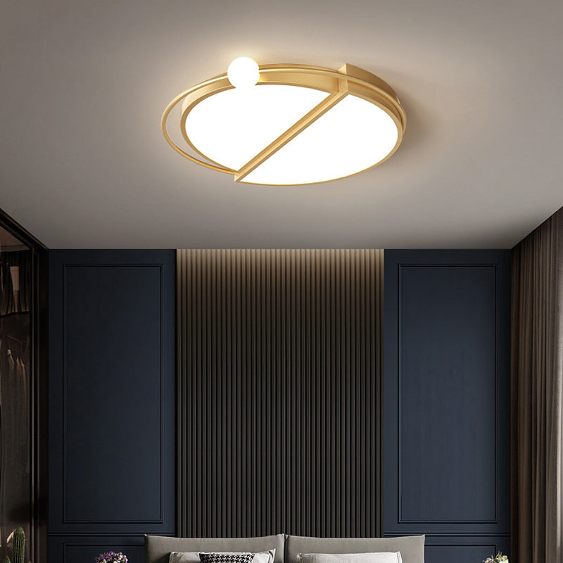 3-Lights Circles Flush Ceiling Light Fixture Modern Style Metal Led Flush Mount in Glod