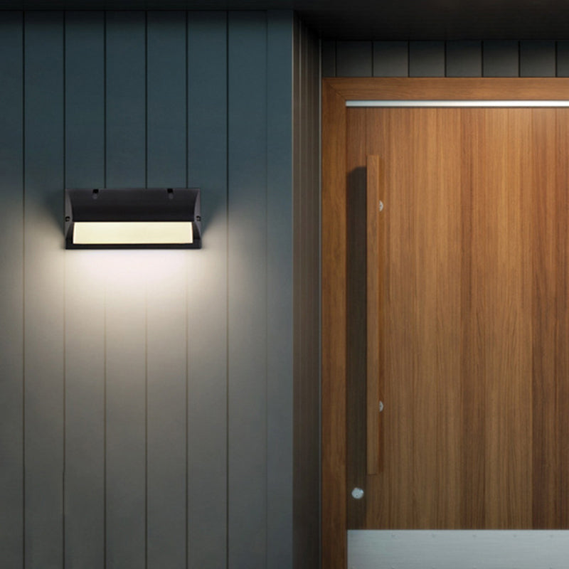 Geometric Shade Wall Lighting Modern Style Metal 1 Light Sconce Light in Black