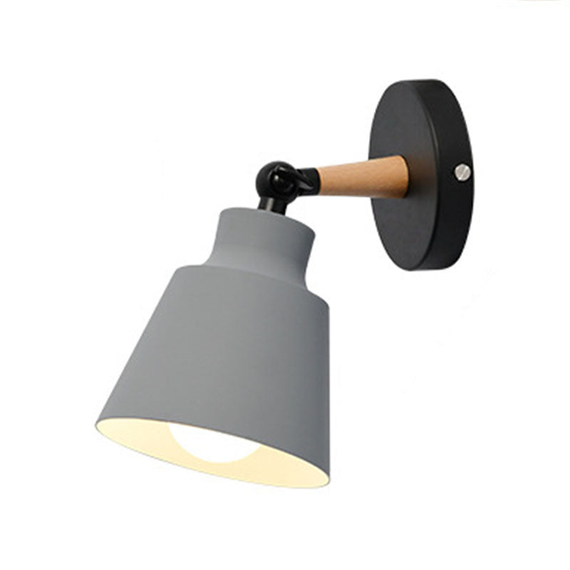 Stile moderno a forma di lampada a parete a forma di svasatura metallo 1 lampada da parete leggera
